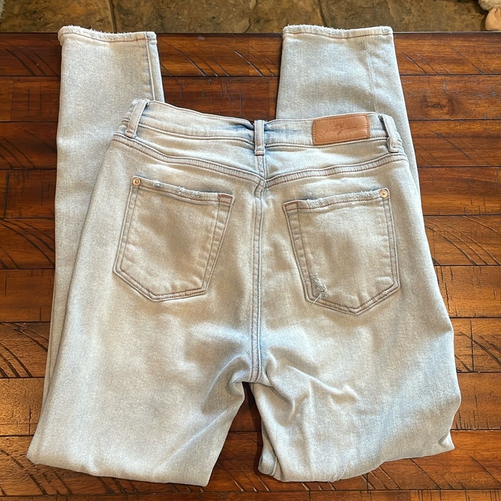 7FAMK Light Skinny Jeans